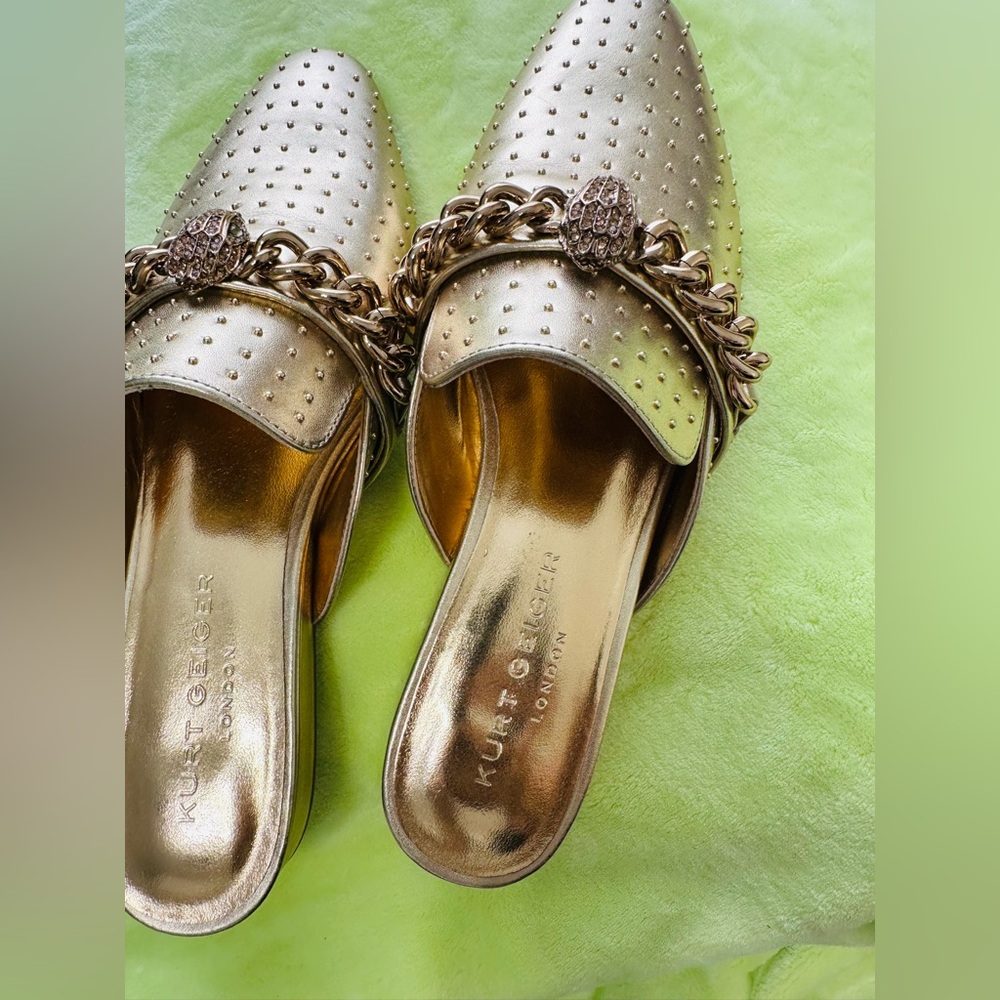 Kurt Geiger Beige Sandal with Gold Chain Accent